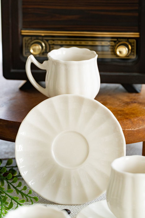 Hermia Lale 12 Juego de tazas de café de 12 piezas en porcelana blanca
